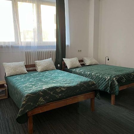 Tom Hostel Краков Экстерьер фото