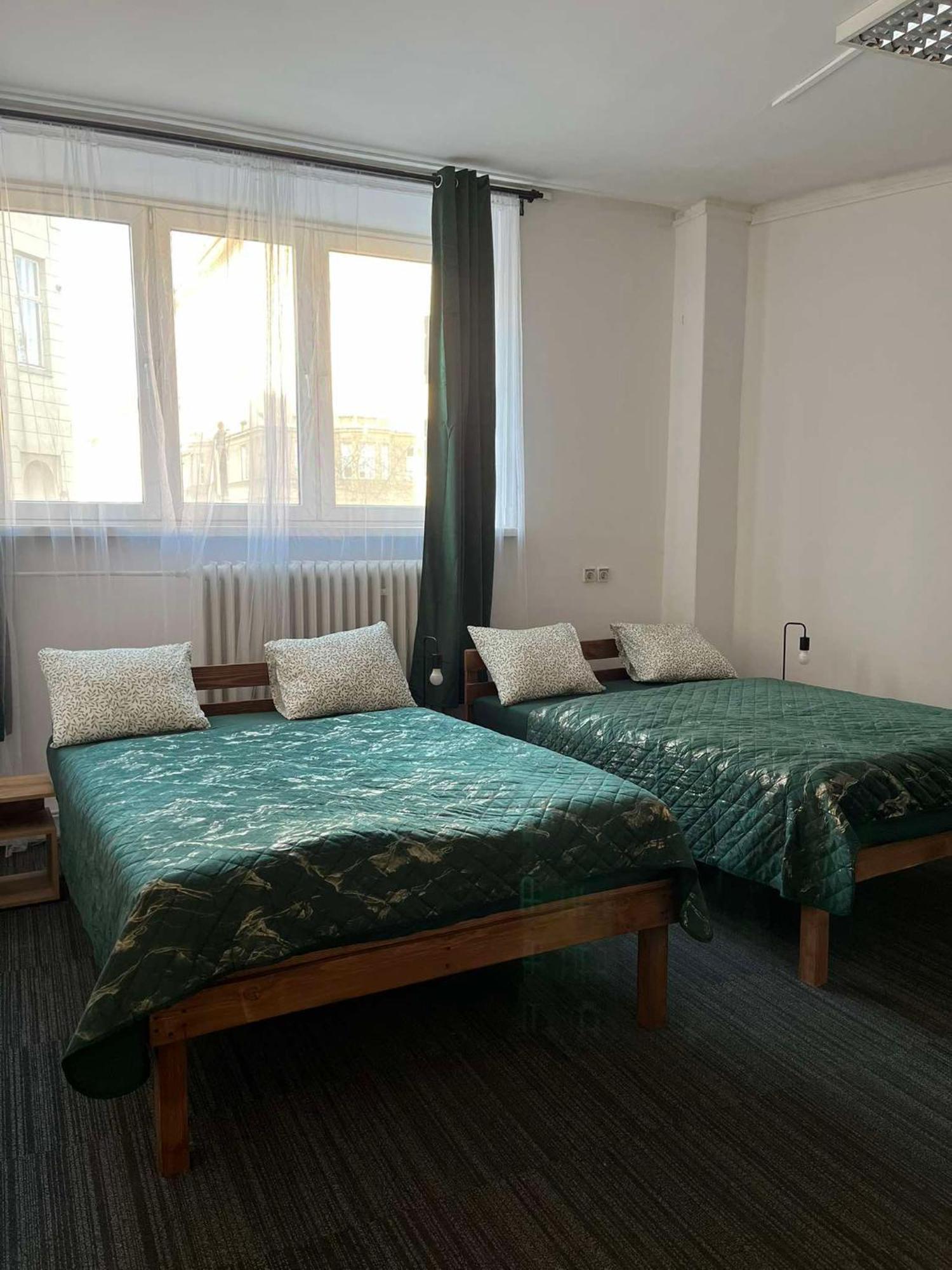 Tom Hostel Краков Экстерьер фото