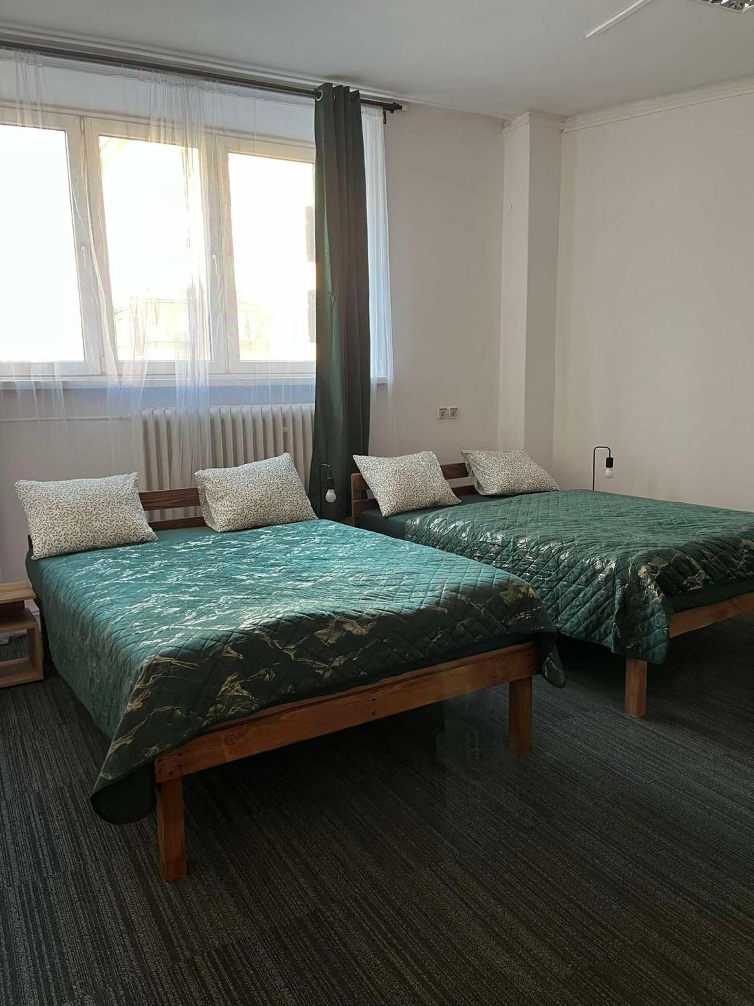 Tom Hostel Краков Экстерьер фото