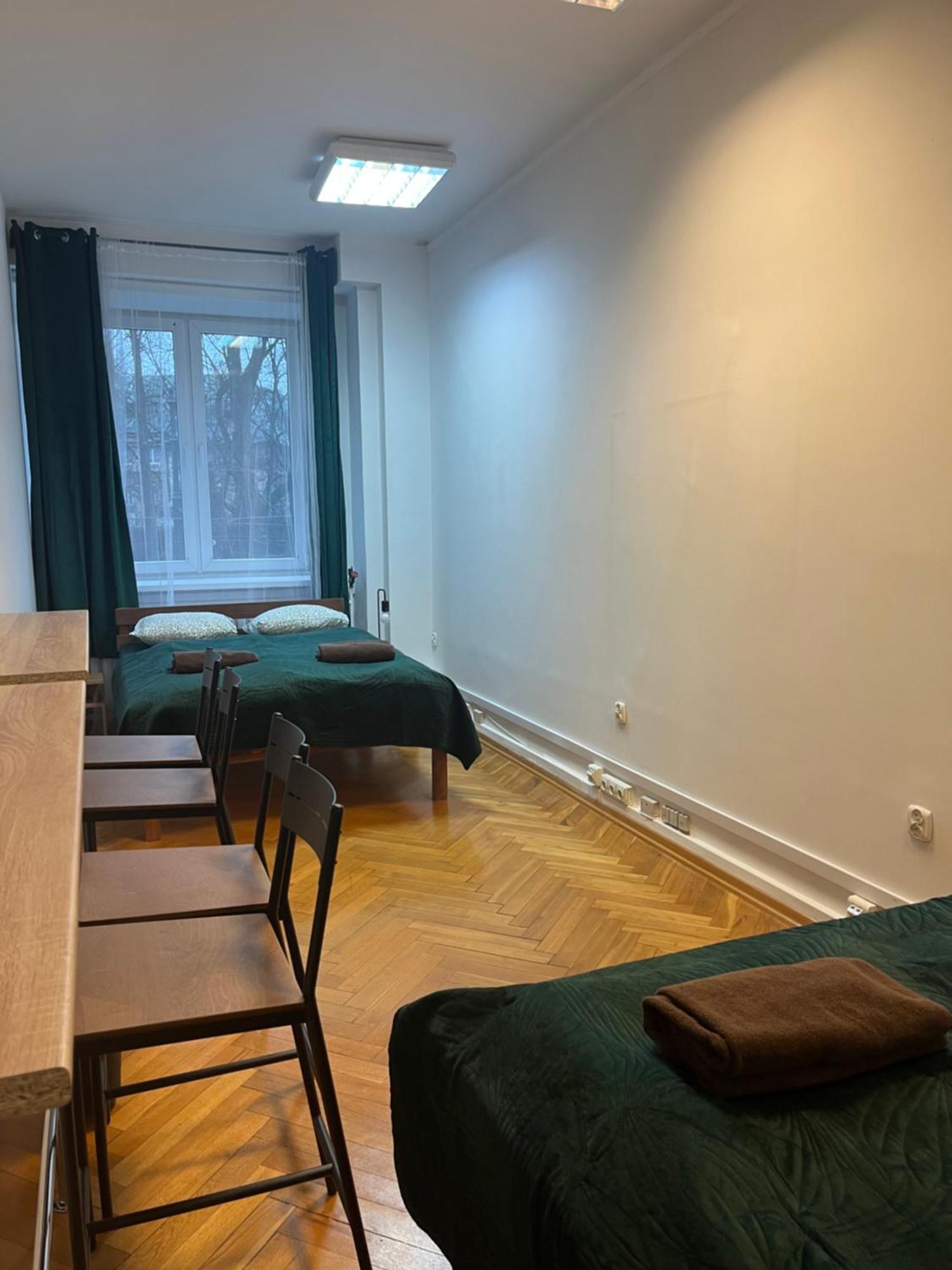Tom Hostel Краков Экстерьер фото